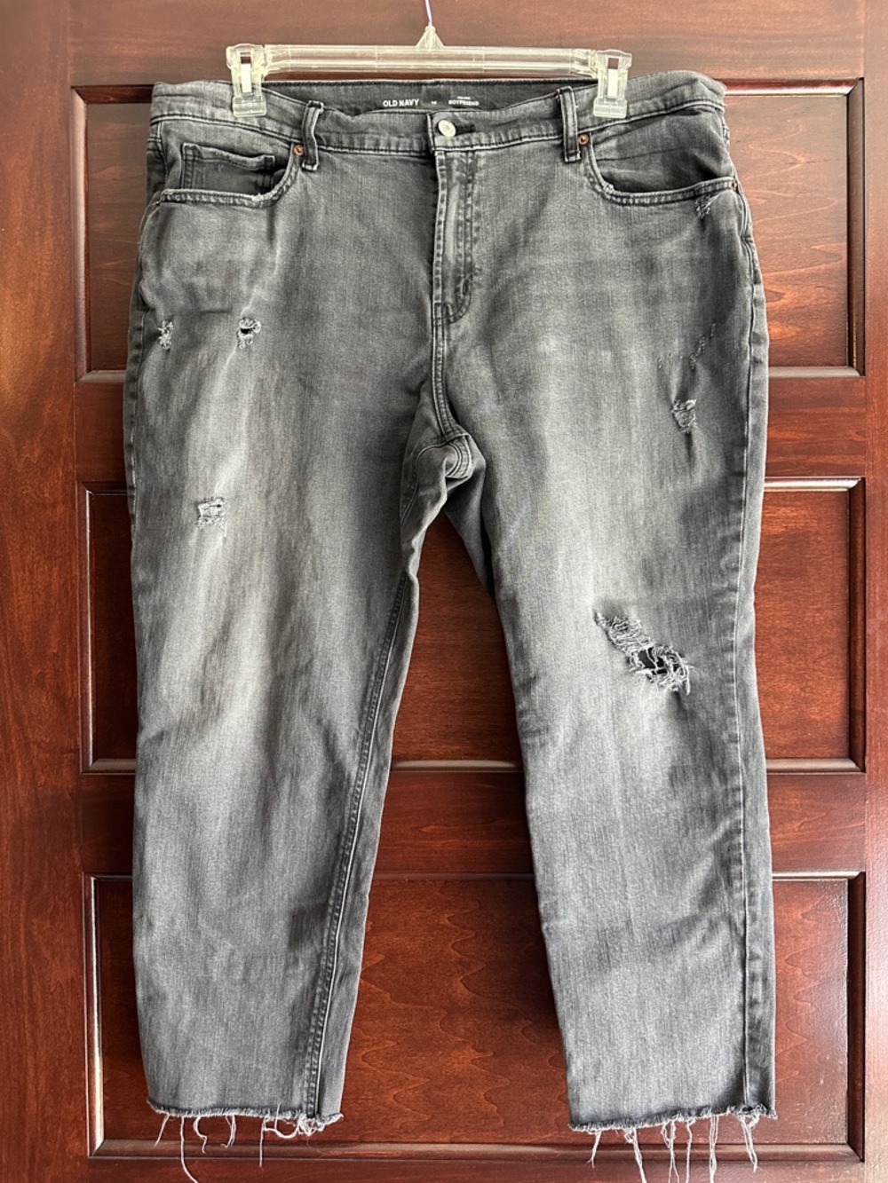 Old Navy Women’s Gray Distressed Boyfriend Jeans